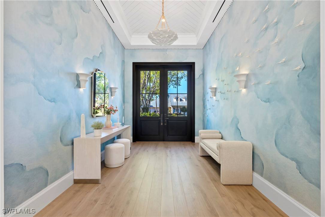 Naples, FL 34102,580 Coral DR