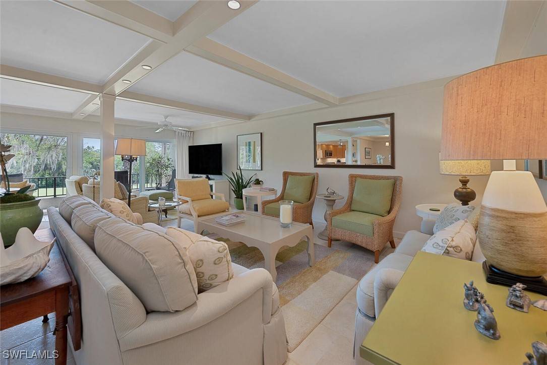 Naples, FL 34105,103 Clubhouse DR #351