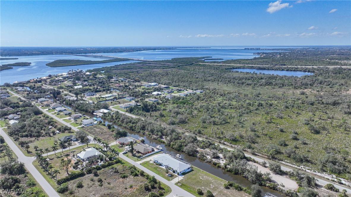 Punta Gorda, FL 33983,3323 Desoto DR