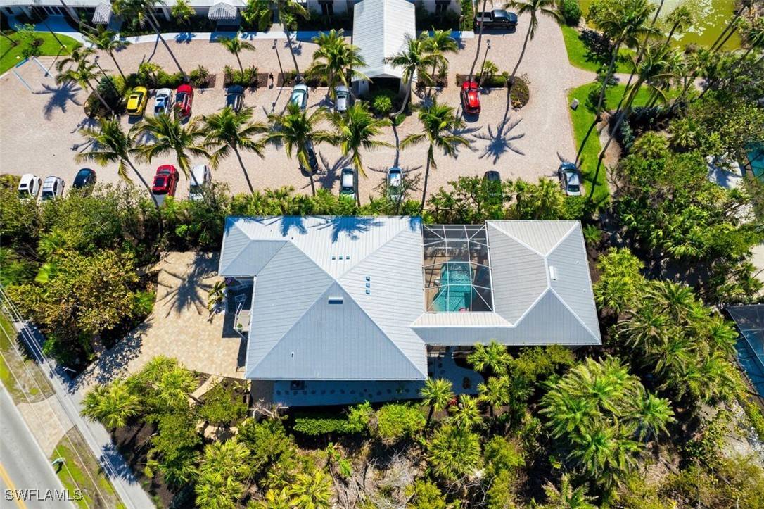 Sanibel, FL 33957,1233/1235 Middle Gulf DR