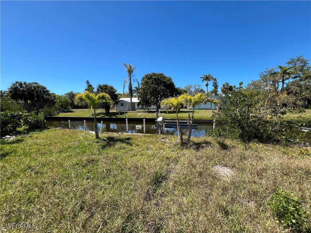 Bonita Springs, FL 34134,27575 Tarpon WAY