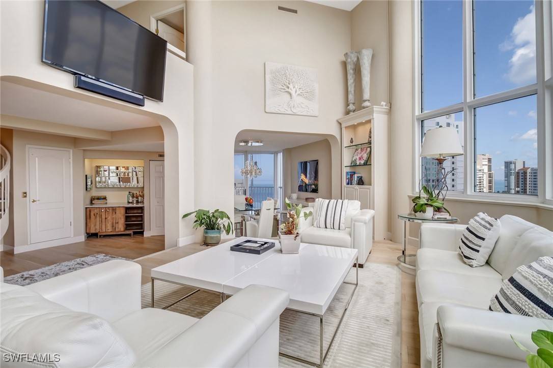 Naples, FL 34103,4041 Gulf Shore BLVD N #PH-7