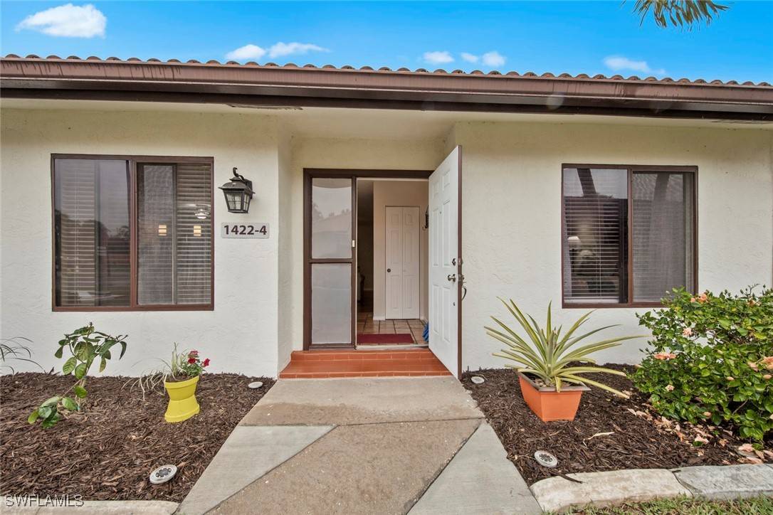 Fort Myers, FL 33901,1422 Park Shore CIR #4