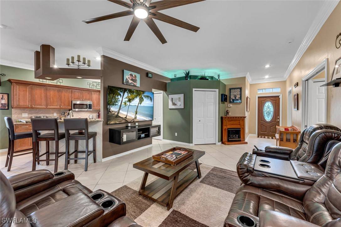 Naples, FL 34104,246 Stanhope CIR