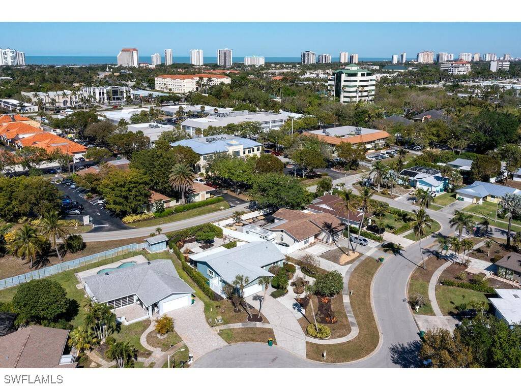 Naples, FL 34103,1036 Lake Shore CT