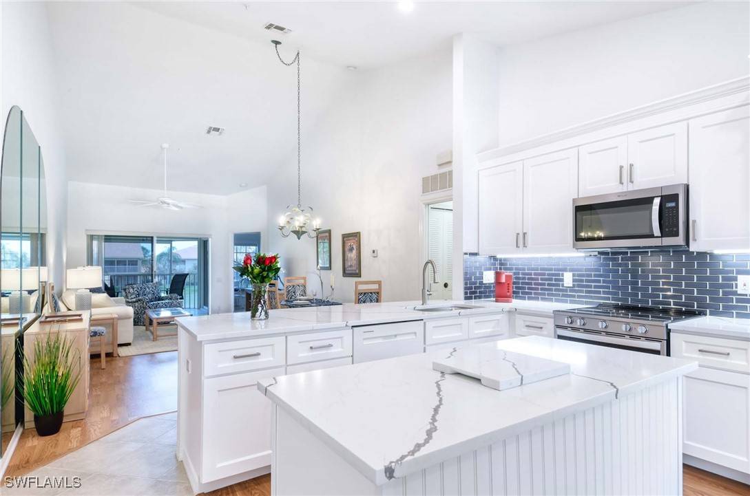 Bonita Springs, FL 34135,28076 Cavendish CT #2108