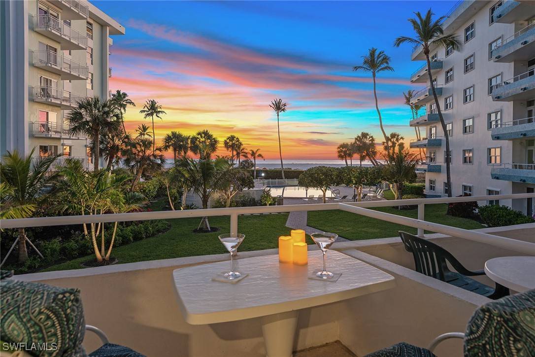 Marco Island, FL 34145,220 Seaview CT #216