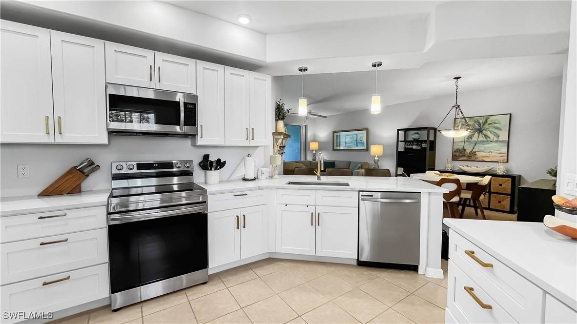Fort Myers, FL 33913,10139 Colonial Country Club BLVD S #1006