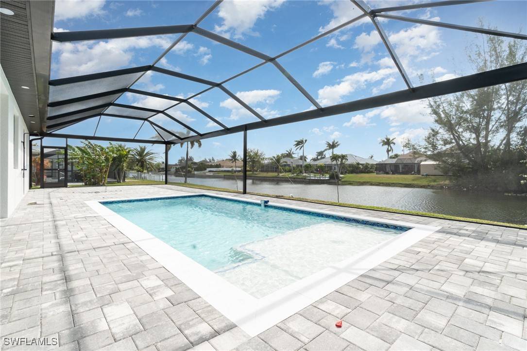 Cape Coral, FL 33990,126 SE 20th ST