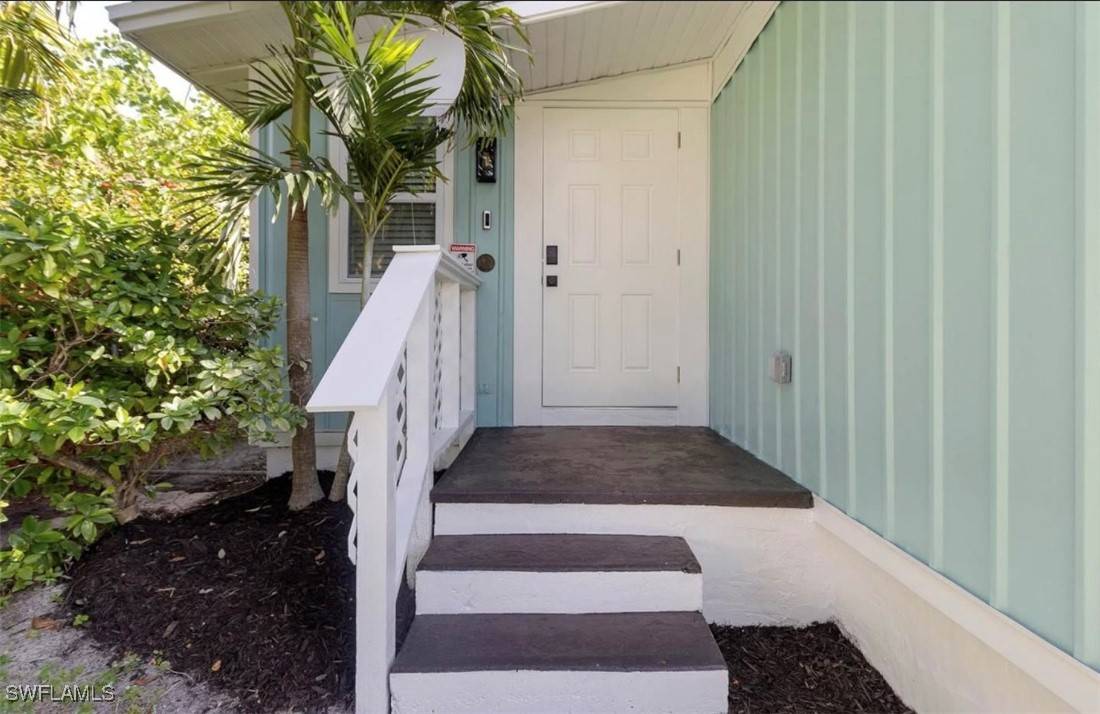 Naples, FL 34112,2995 Francis AVE