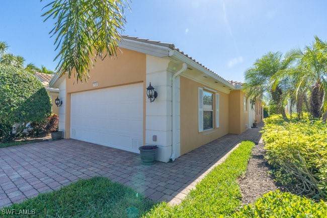 Naples, FL 34114,7520 Firenze LN