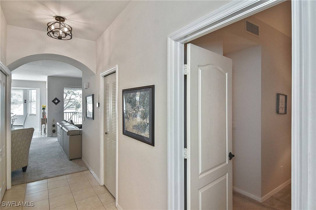 Fort Myers, FL 33966,8076 Queen Palm LN #445
