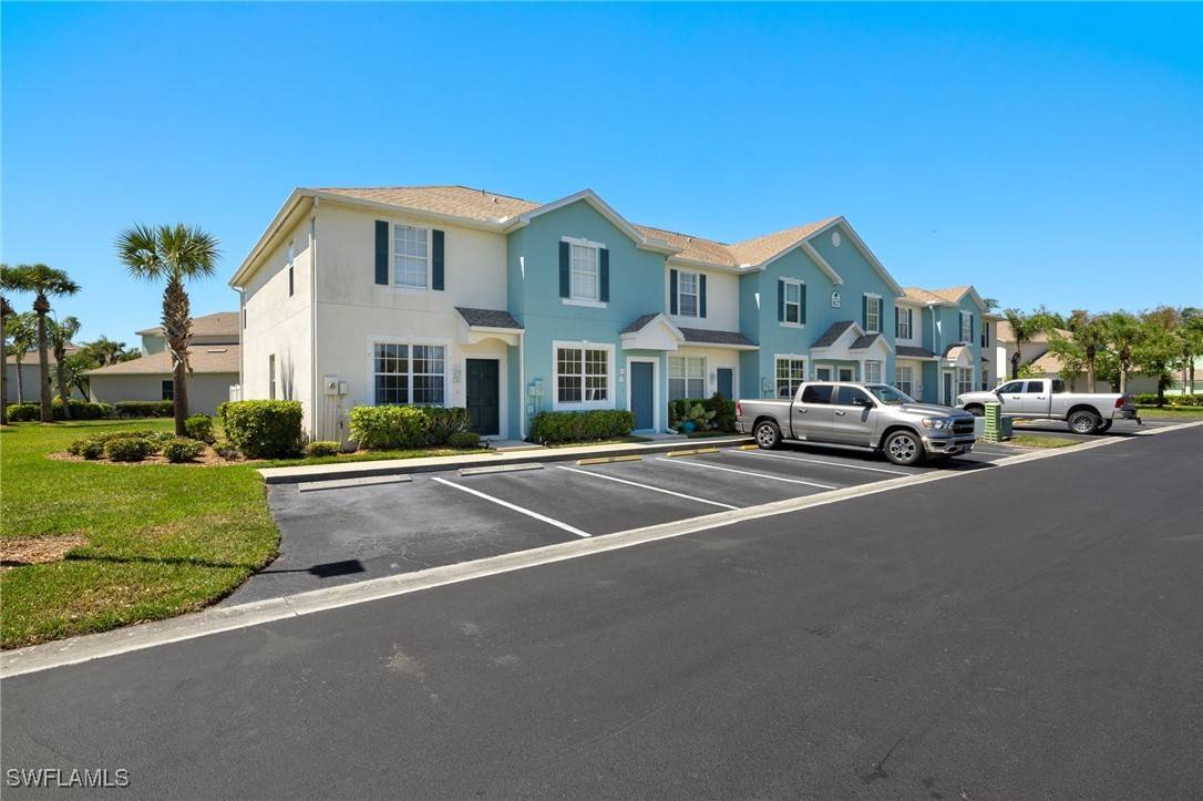 Fort Myers, FL 33916,3627 Pine Oak CIR #101