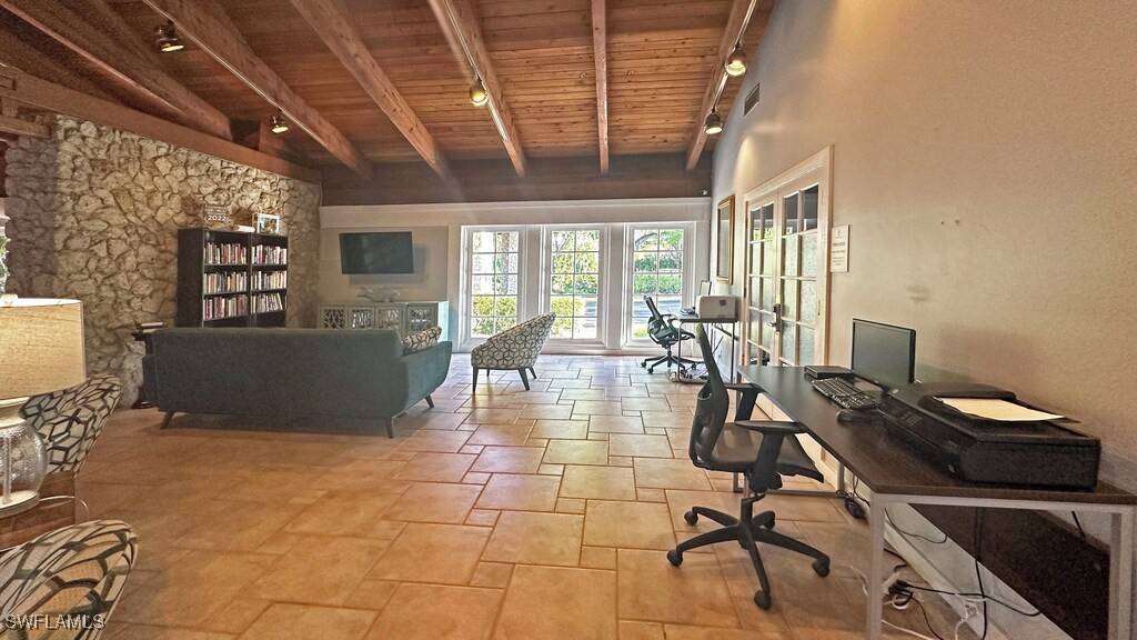 Naples, FL 34103,600 Neapolitan WAY #226