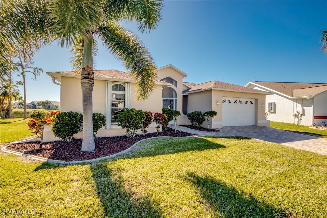 North Fort Myers, FL 33917,3449 Clubview DR