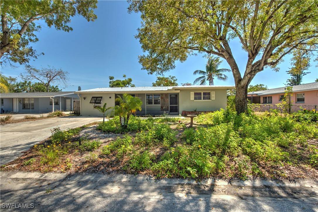 Fort Myers, FL 33907,4855 Hampton CT