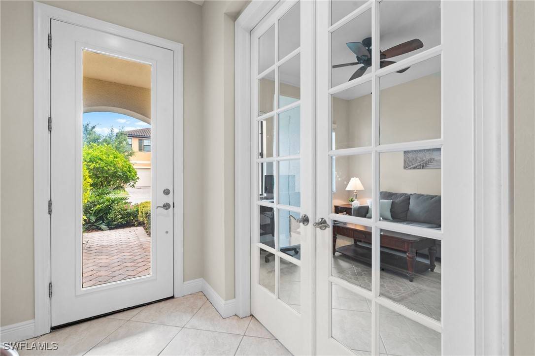 Naples, FL 34119,4103 Raffia DR