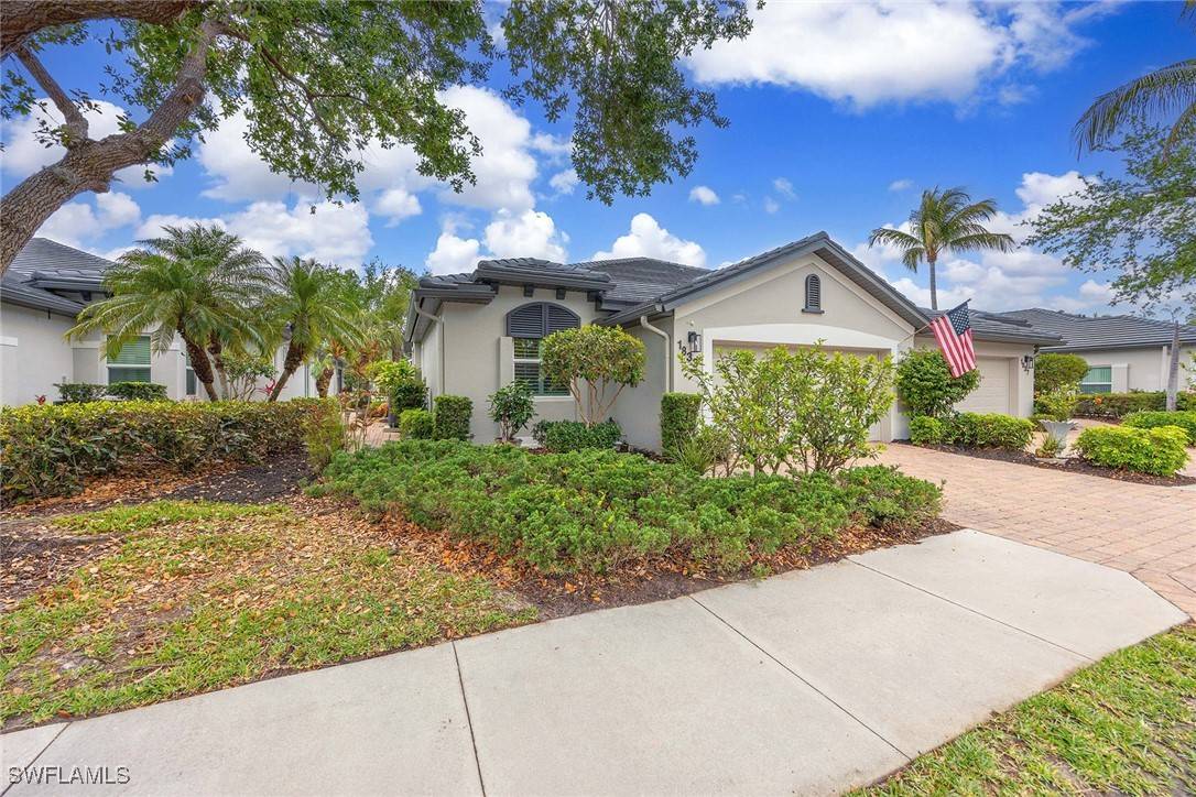 Naples, FL 34119,1833 Tarpon Bay DR S #73