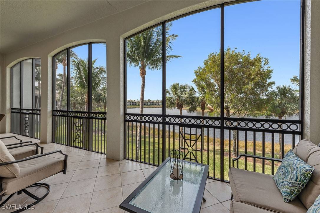 Naples, FL 34114,9267 Museo CIR #202
