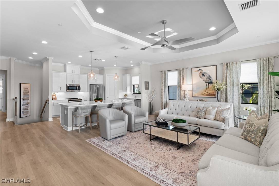 Naples, FL 34119,9642 Montelanico LOOP #201