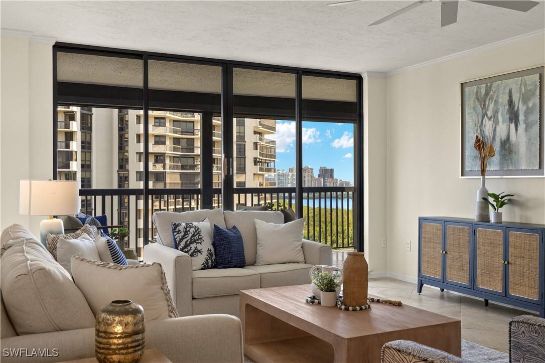 Naples, FL 34108,6075 Pelican Bay BLVD #1203