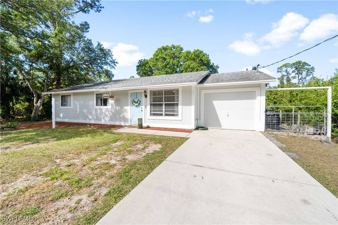Fort Myers, FL 33905,6117 Higgins AVE