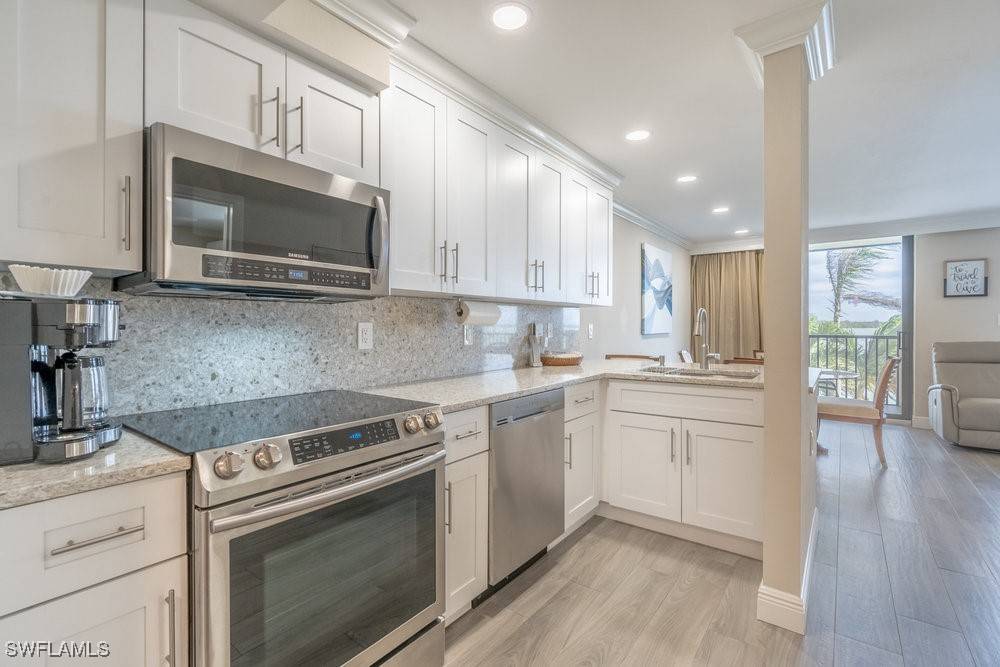 Marco Island, FL 34145,10 Tampa PL #401