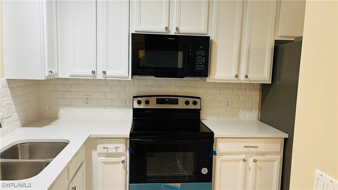 Naples, FL 34104,7725 Woodbrook CIR #3503