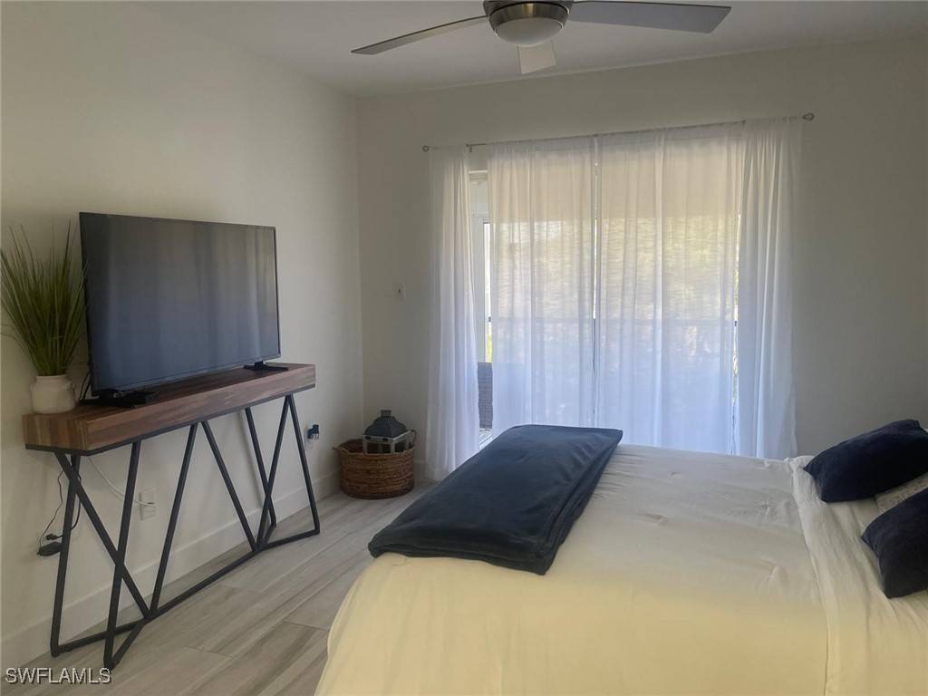 Naples, FL 34103,788 Park Shore DR #H36