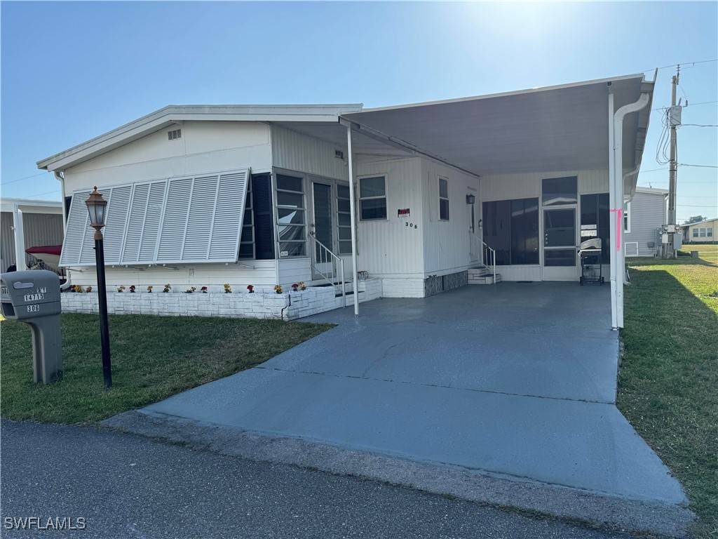 North Fort Myers, FL 33917,14715 Patrick Henry RD