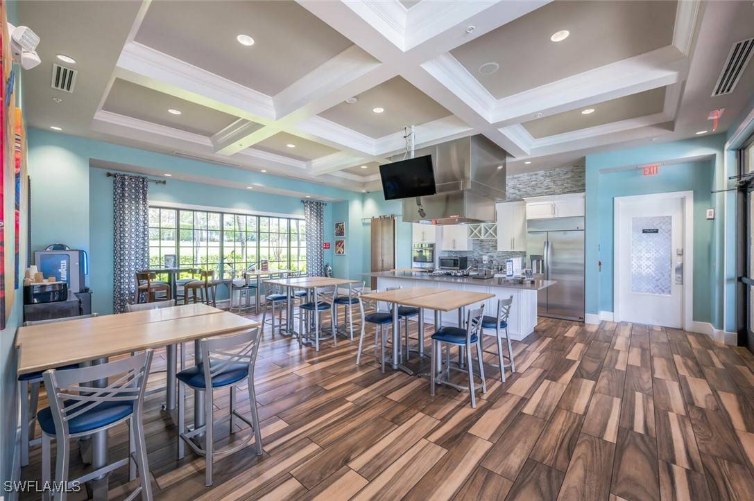Naples, FL 34120,2149 Frangipani CIR #6 -101
