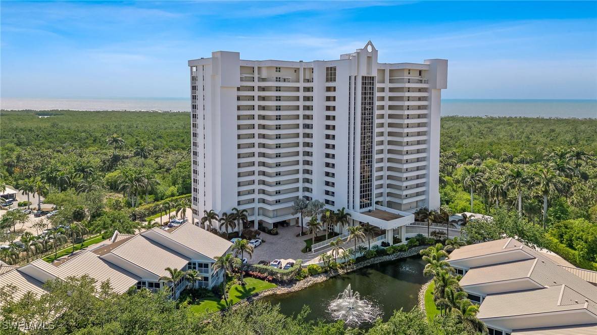 Naples, FL 34108,6361 Pelican Bay BLVD #605