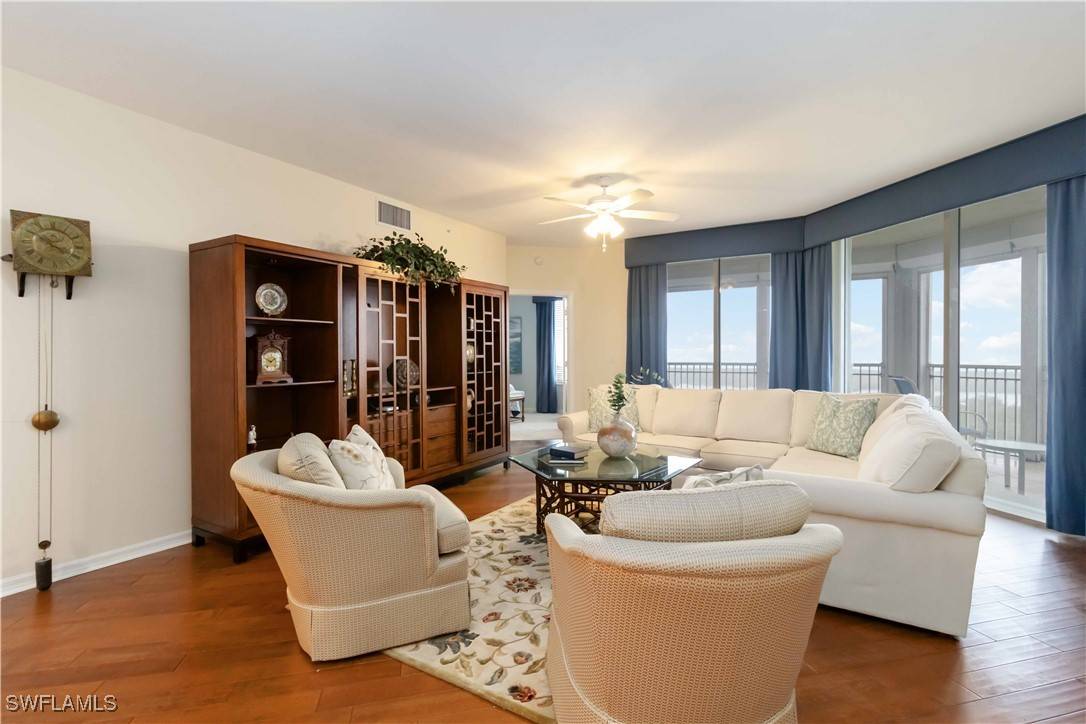 Naples, FL 34110,1001 Arbor Lake DR #1207