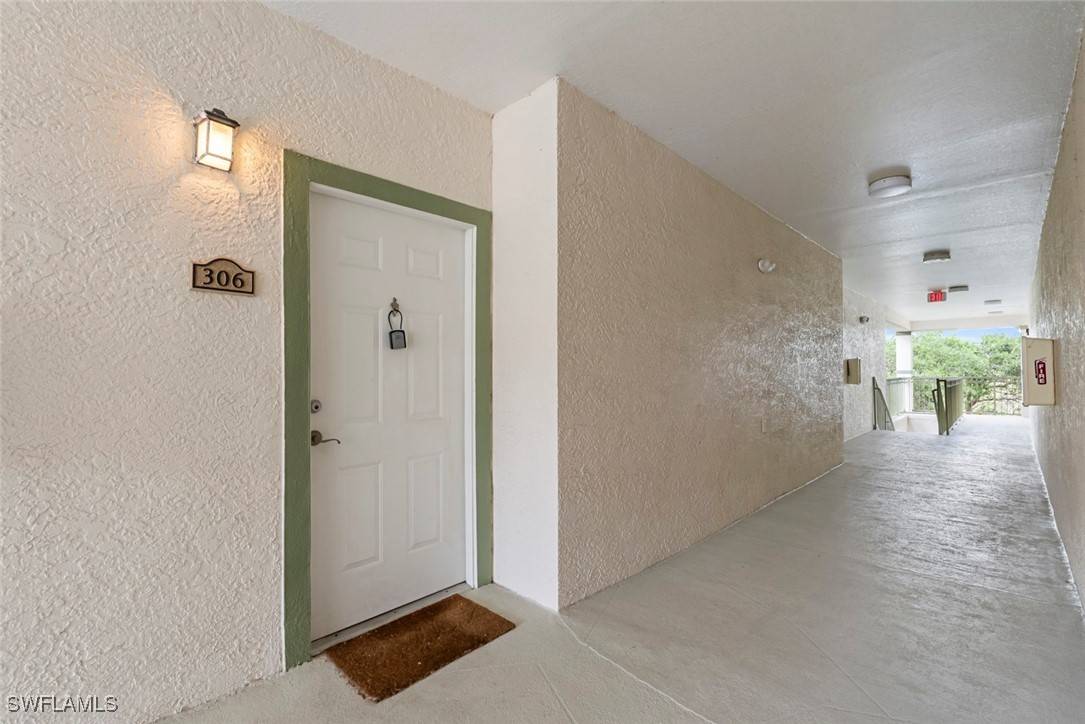 Estero, FL 34134,23560 Walden Center DR #306
