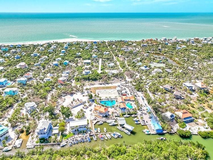 Upper Captiva, FL 33924,517 Longboat CIR