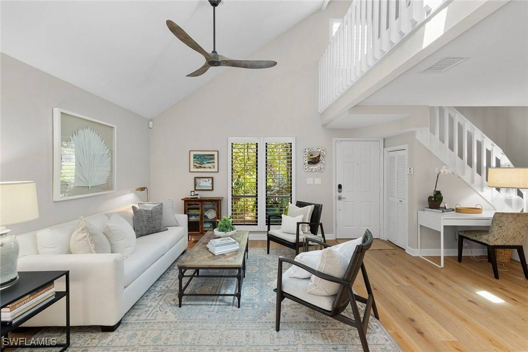 Naples, FL 34103,1261 Solana RD #F4