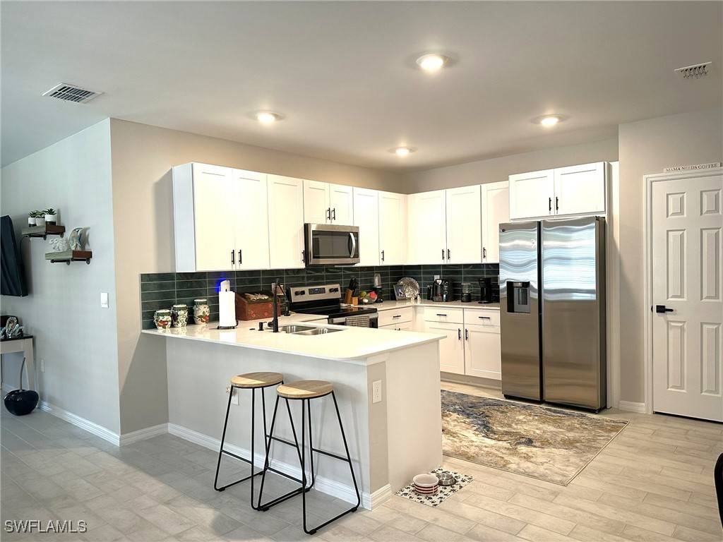 North Fort Myers, FL 33917,20679 Plumwood LOOP