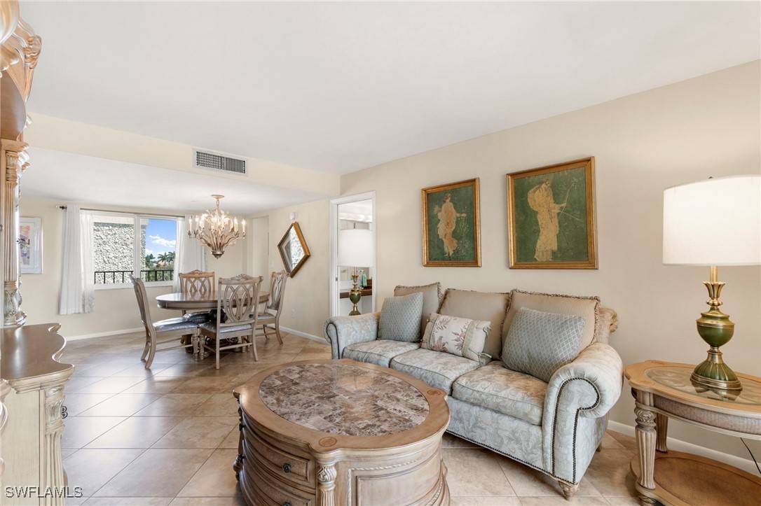 Marco Island, FL 34145,921 Seagrape DR #404B