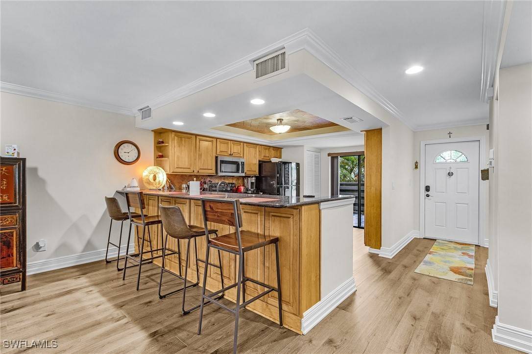 Fort Myers, FL 33907,124 Pinebrook DR