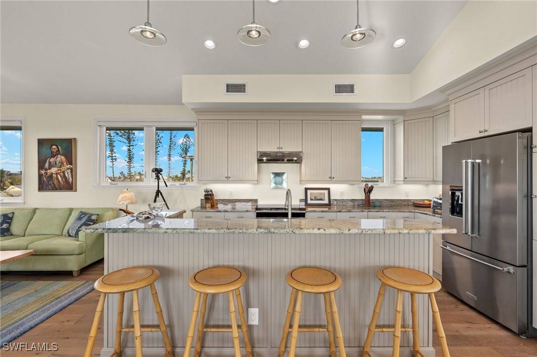Sanibel, FL 33957,2190 Camino Del Mar DR