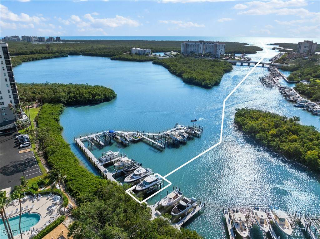 Naples, FL 34110,311C Wiggins Bay DR