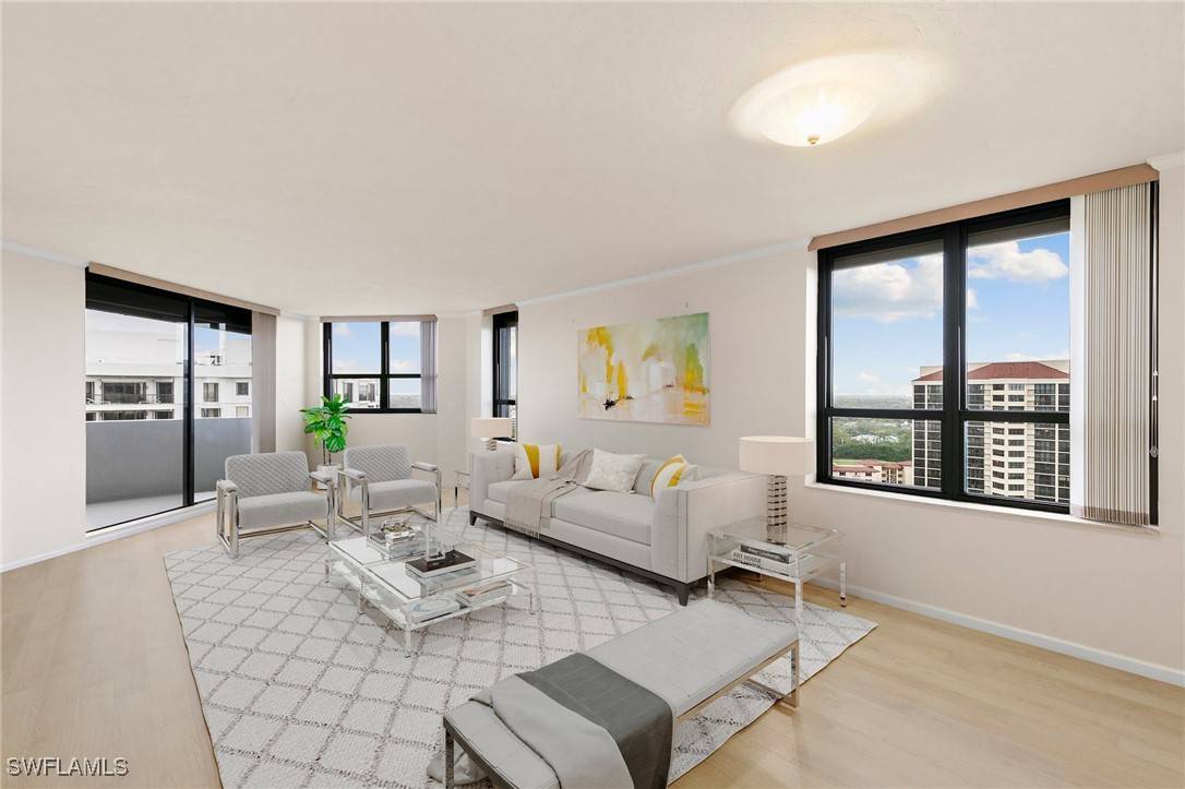Naples, FL 34108,6001 Pelican Bay BLVD #906