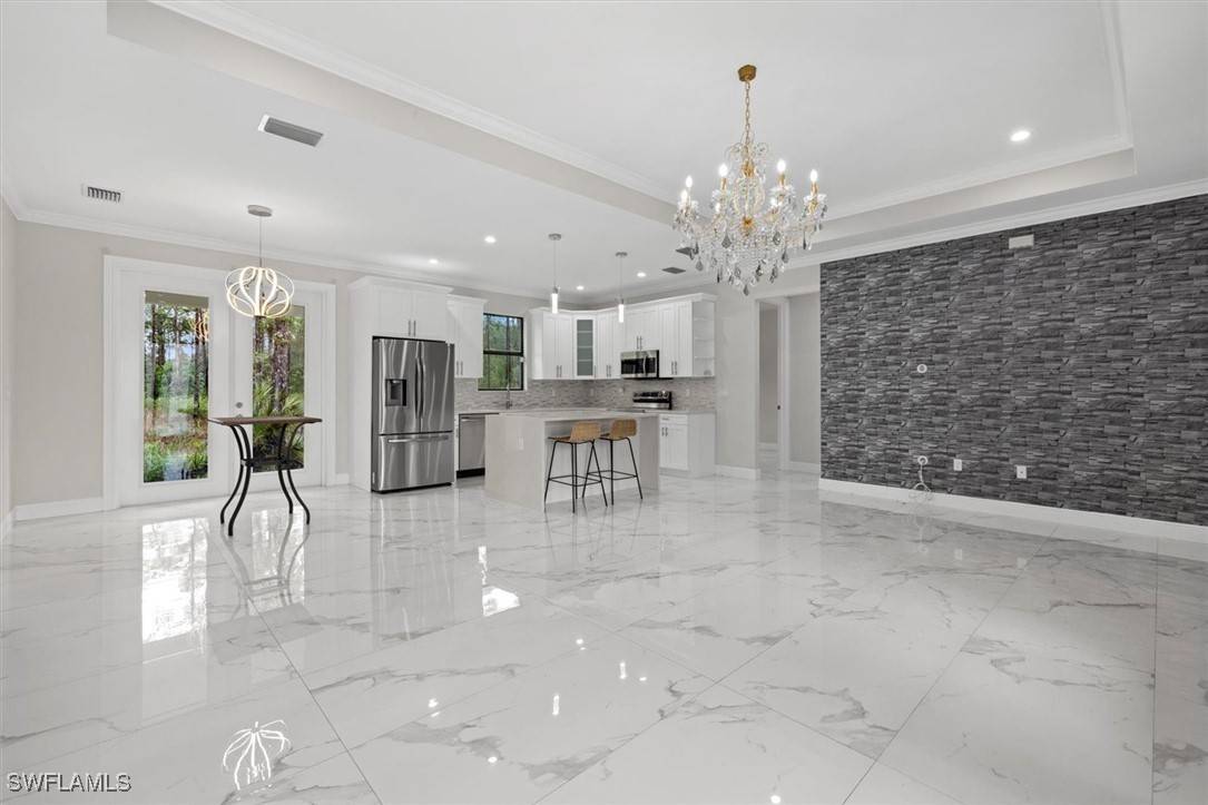 Naples, FL 34120,3393 72nd AVE NE
