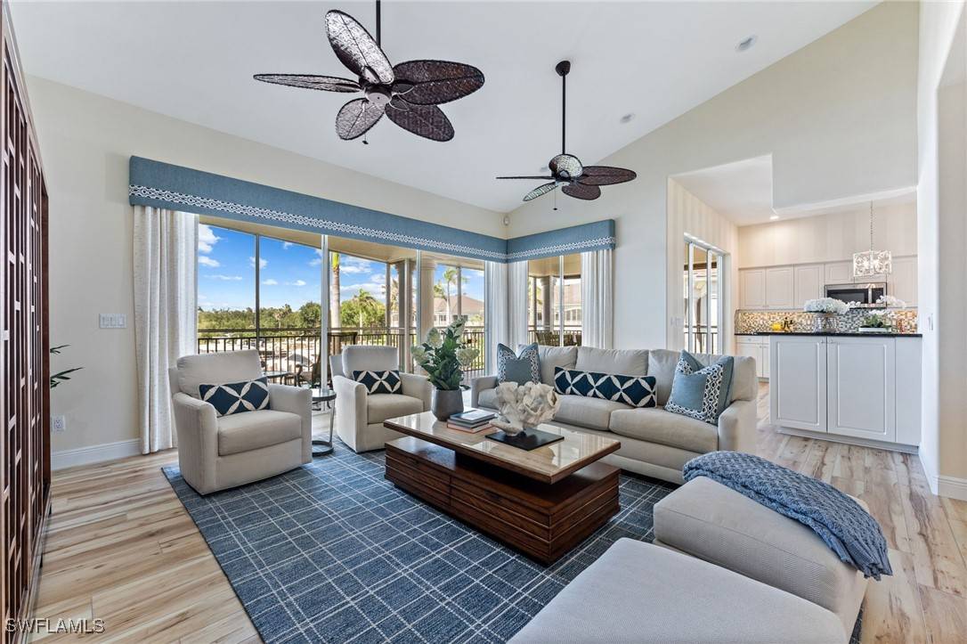 Naples, FL 34112,1749 Gulfstar DR S #404