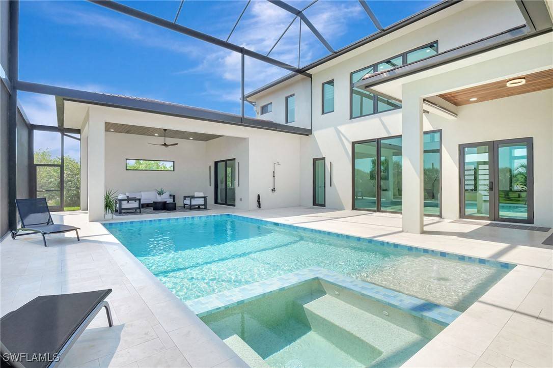 Naples, FL 34120,450 Shady Hollow BLVD W