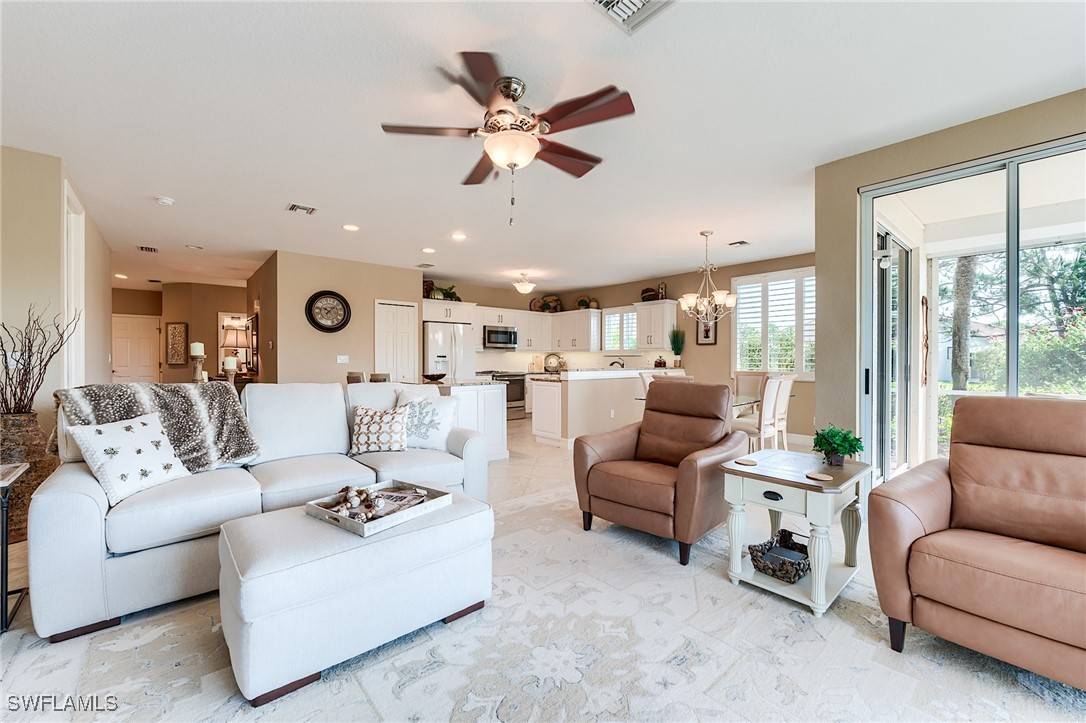 Estero, FL 33967,8496 Southbridge DR #1
