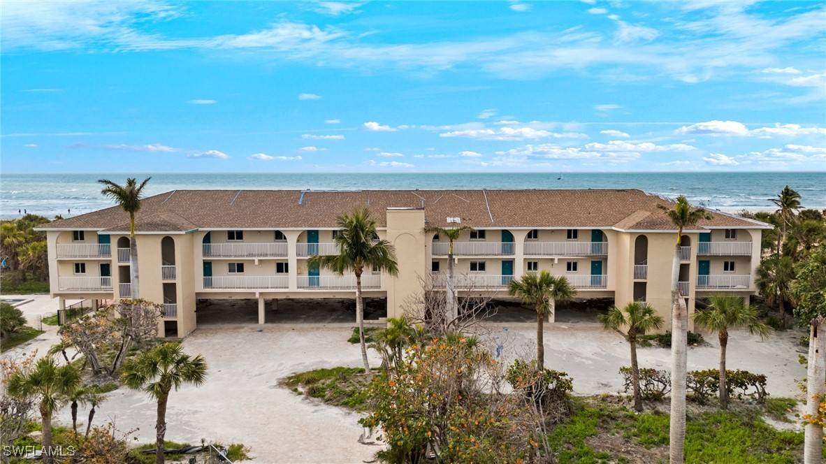 Sanibel, FL 33957,527 E Gulf DR #204