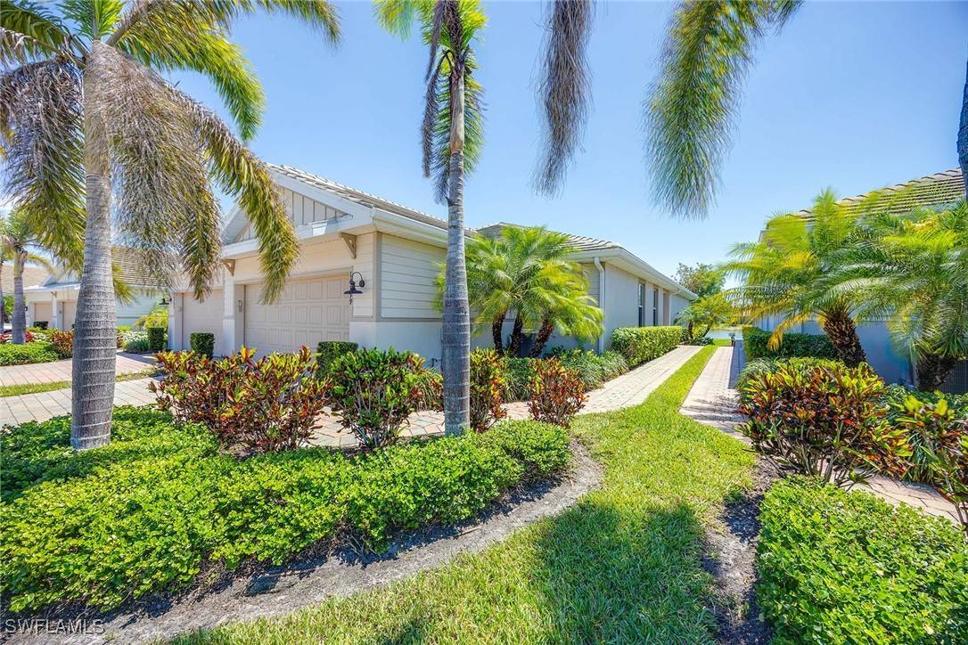 Naples, FL 34114,14799 Edgewater CIR