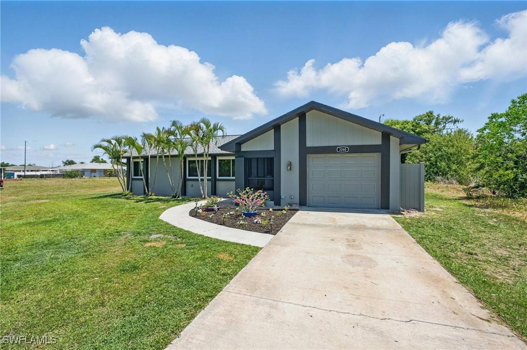Port Charlotte, FL 33952,3260 Pinetree ST
