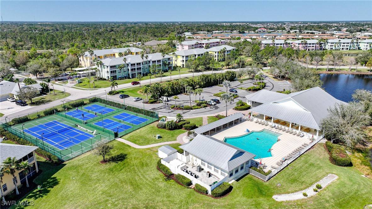 Punta Gorda, FL 33983,2061 Willow Hammock CIR #303
